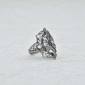Sterling Silver Women Flower Bold Ring, Artisan Made Handcrafted Lace Embroidery Filigree Art Bold Ring image 5