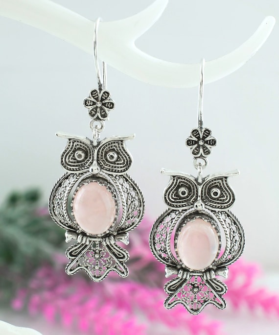 Orecchini pendenti in argento sterling con quarzo rosa