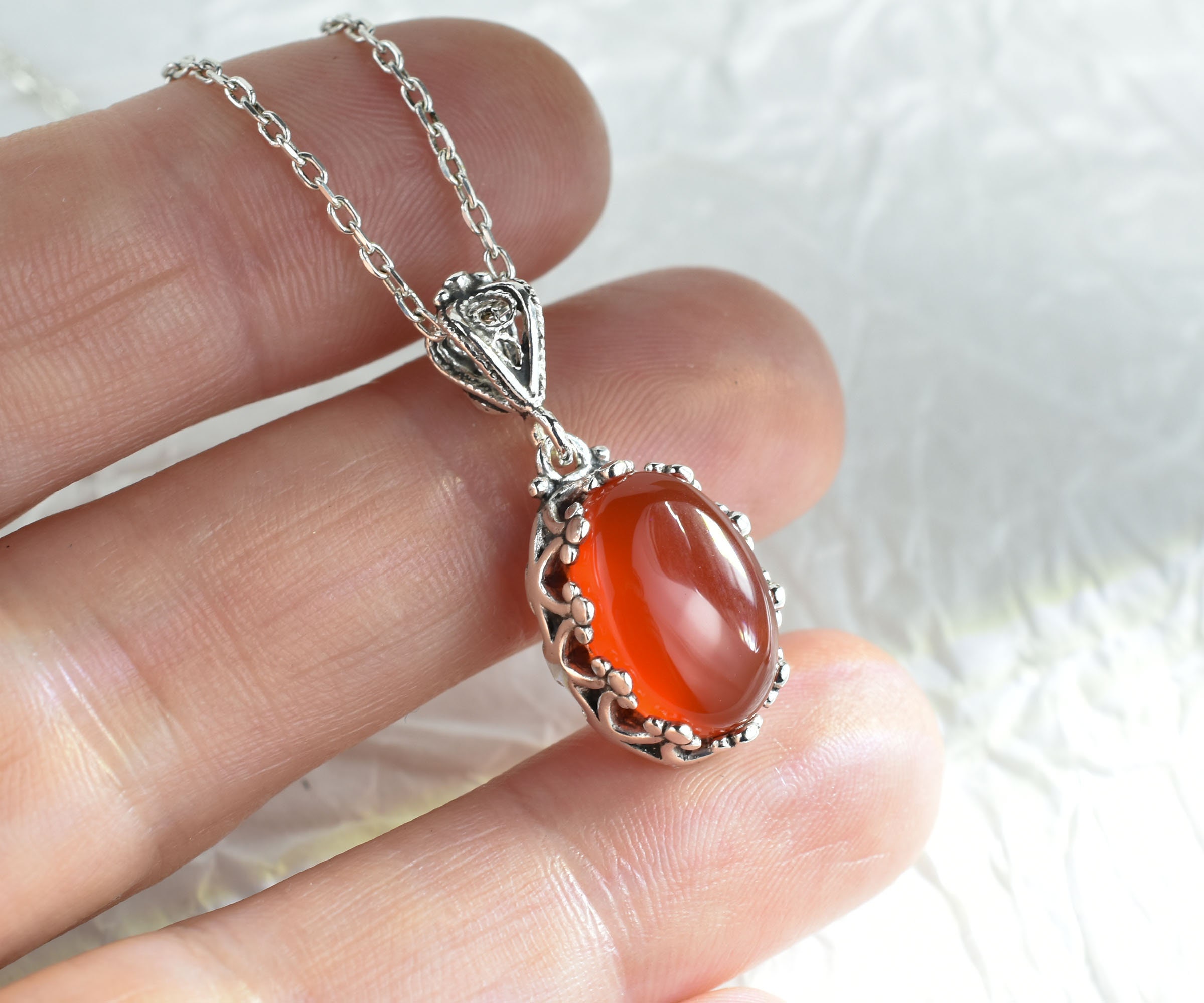 URONE Collana Ciliegia In Argento Sterling 925 – Ciondolo Corniola A Forma Di Ciliegia – Gioiello Donna Romantico, Senza Pietre Preziose