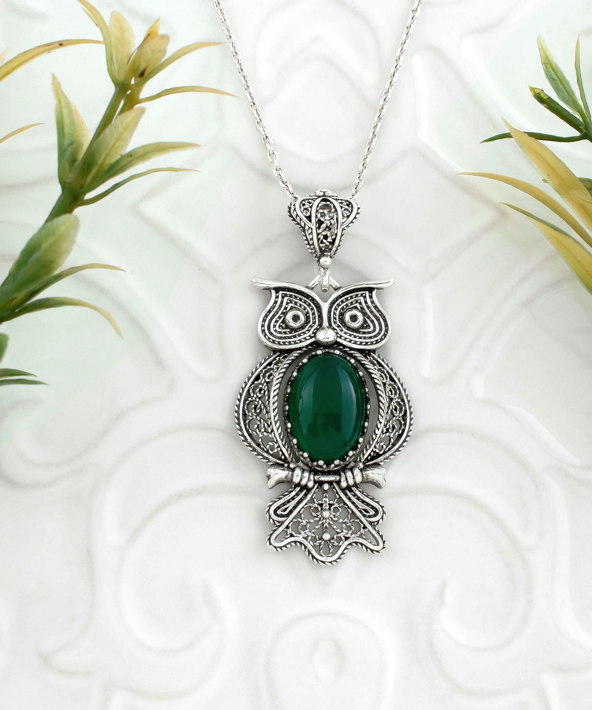 925 Sterling Silver Filigree Art Owl Design Green Agate Women Pendant Necklace, 18"+2" Silver Chain Option, Gift Boxed