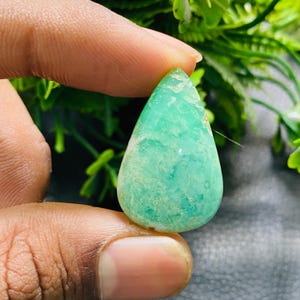 Green Chrysoprase Cabochon: Pear Gemstone, 30x20mm