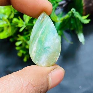 Cabochão de Opala Andina Natural: Pedra Preciosa Azul Peruana, Formato Elegante