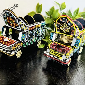 Caminhão feito à mão, artesanato paquistanês, caminhão com trabalho de espelho, decoração de caminhão, caminhão étnico, presente de Eid, presente de Ramadã, presente indiano, arte de caminhão