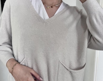 Trui met V-hals, zacht en warm, trui met zakken