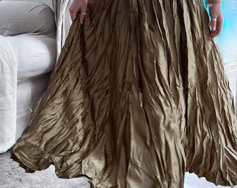 Crinkle skirt, party skirt