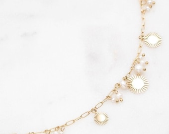 Sun necklace with pearls
