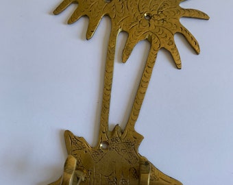 Vintage brass key holder key hooks elegant uniquedesign key holder. Christmas gift