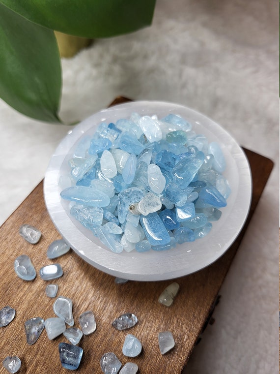 145g of Aquamarine Chips - Etsy