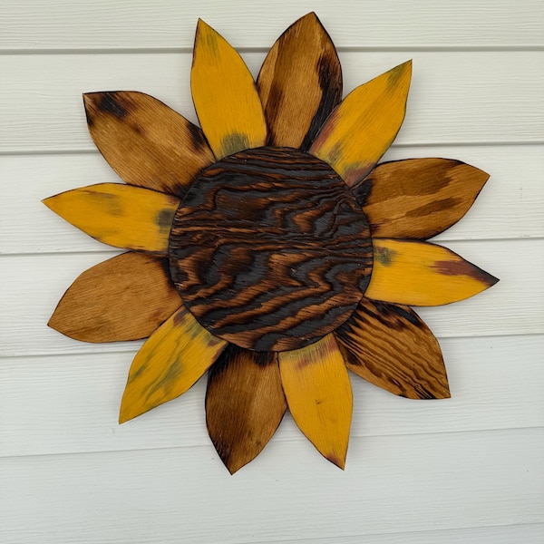 Girasol de madera hecho a mano