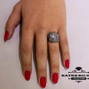 Handmade Sterling Silver Emerald Ring: Gold Leaf Design image 6