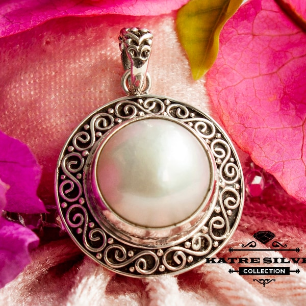 Bali Pearl Pendant, Bali Silver Pendant, Decorative Pendant, Bali Silver, Mother of Pearl, Pearl Pendant, Pearl Jewelry, Handmade Pendant