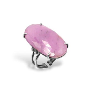 Justerbar ring med naturlig rubin, stor oval ädelstensring, handgjord statementring i oxiderat silver,
