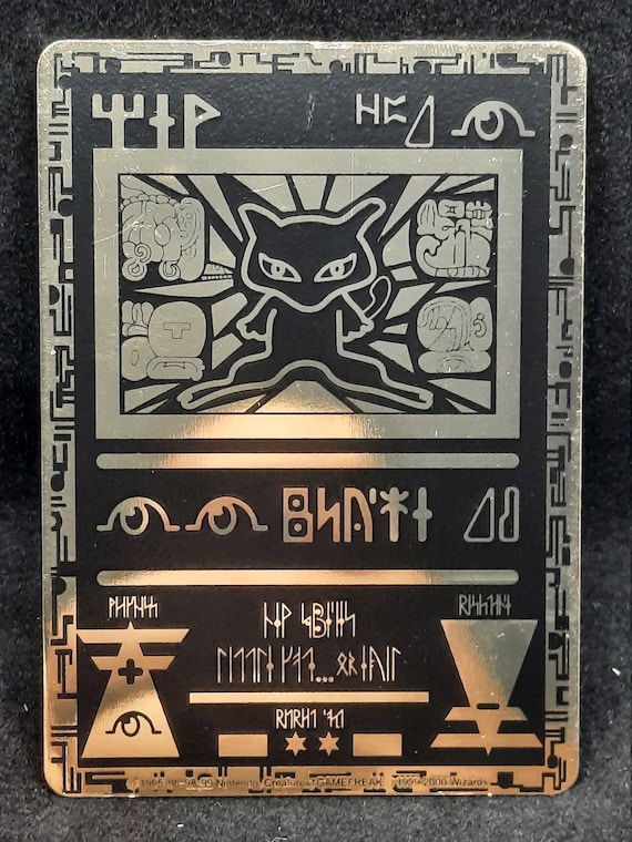 Carte Pokémon en métal doré noir antique Mew