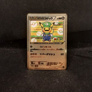Carte Pokémon japonaise en métal doré Pikachu Cosplay Super Mario Luigi