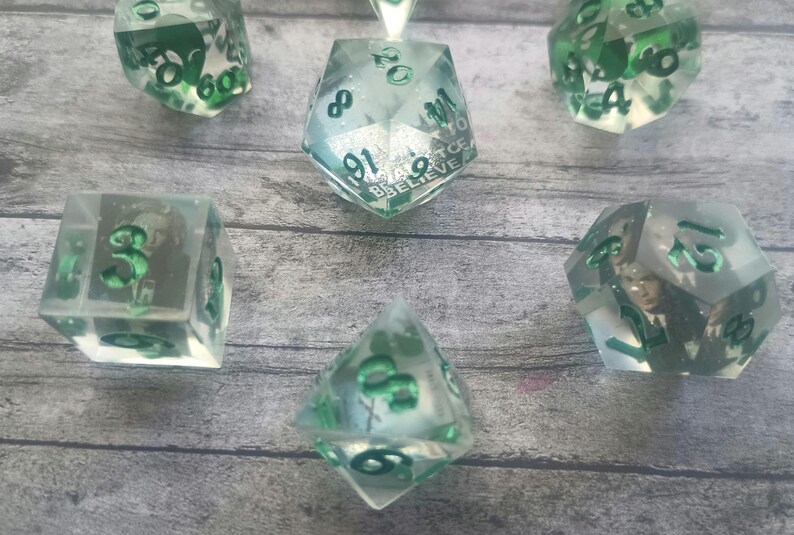 Set Polyhedral Alien Sci-fi X-files Galaxy UFO Dice - Etsy