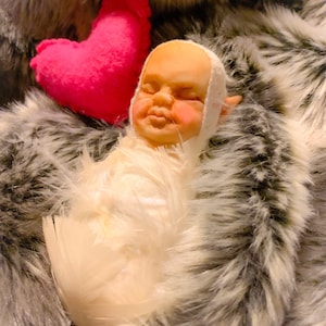 Baby Elf in his Cocoon -Duende -Baby Goblin-Elf-Fantasy, Duende,Sculpture, Gnome,Pink