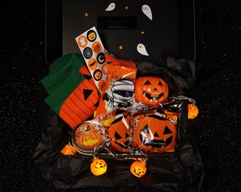 Halloween gift box| Happy Halloween| Halloween Gift Set| Pumpkin soy candle| Pumpkin Bath Bomb