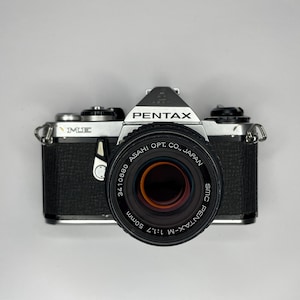 Pentax ME 35 mm SLR Analoge Filmkamera + 50 mm f1.7 Objektiv
