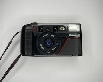 Nikon One Touch L35AF III - 35mm F/2.8 - Vintage Film - 35mm Point