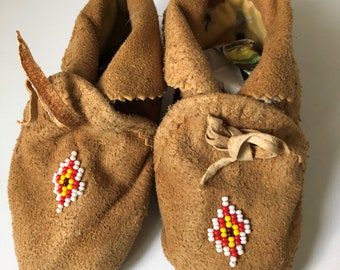 Native American Toddler/Child Beaded Leather Moccasins - Native American Arts and Crafts - Indigenous - Handmade Shoes/Slippers