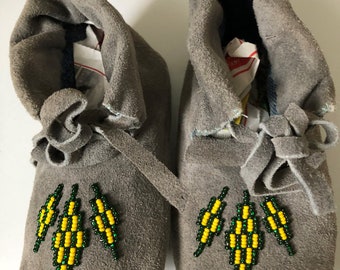 Native American Toddler/Child Beaded Leather Moccasins - Native American Arts and Crafts - Indigenous - Handmade Shoes/Slippers