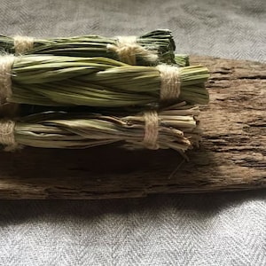 20"-24" Sweetgrass Braid (Single) - Organic, Canadian grown, Indigenous Sacred Plants. Purifying, eliminates negative thoughts and energy.