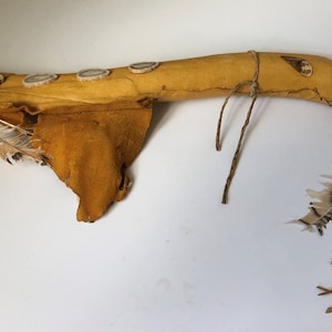 Native America Hand Carved Bone Decor - Indigenous Arts and Crafts - First Nations Canada