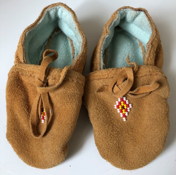 Native American Toddler child Beaded Leather Moccasins Native