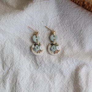 handmade clay earrings/ floral polymer clay earrings / bridal earrings/ flower earrings / clay earrings/ trending earrings/ gifts for her