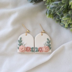 Clay earrings| handmade clay earrings| floral clay earrings| clay earring dangle| bridal clay earrings| clay earrings handmade|clay earring