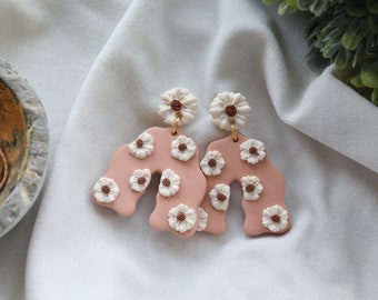 Clay earrings| Handmade clay earrings| floral clay earrings| dangle clay earrings| handmade polymer clay earrings| clay jewelry