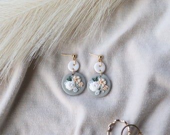 Clay earrings| polymer clay flower earrings| floral clay earrings| flower clay earrings| handmade earrings| clay earrings|