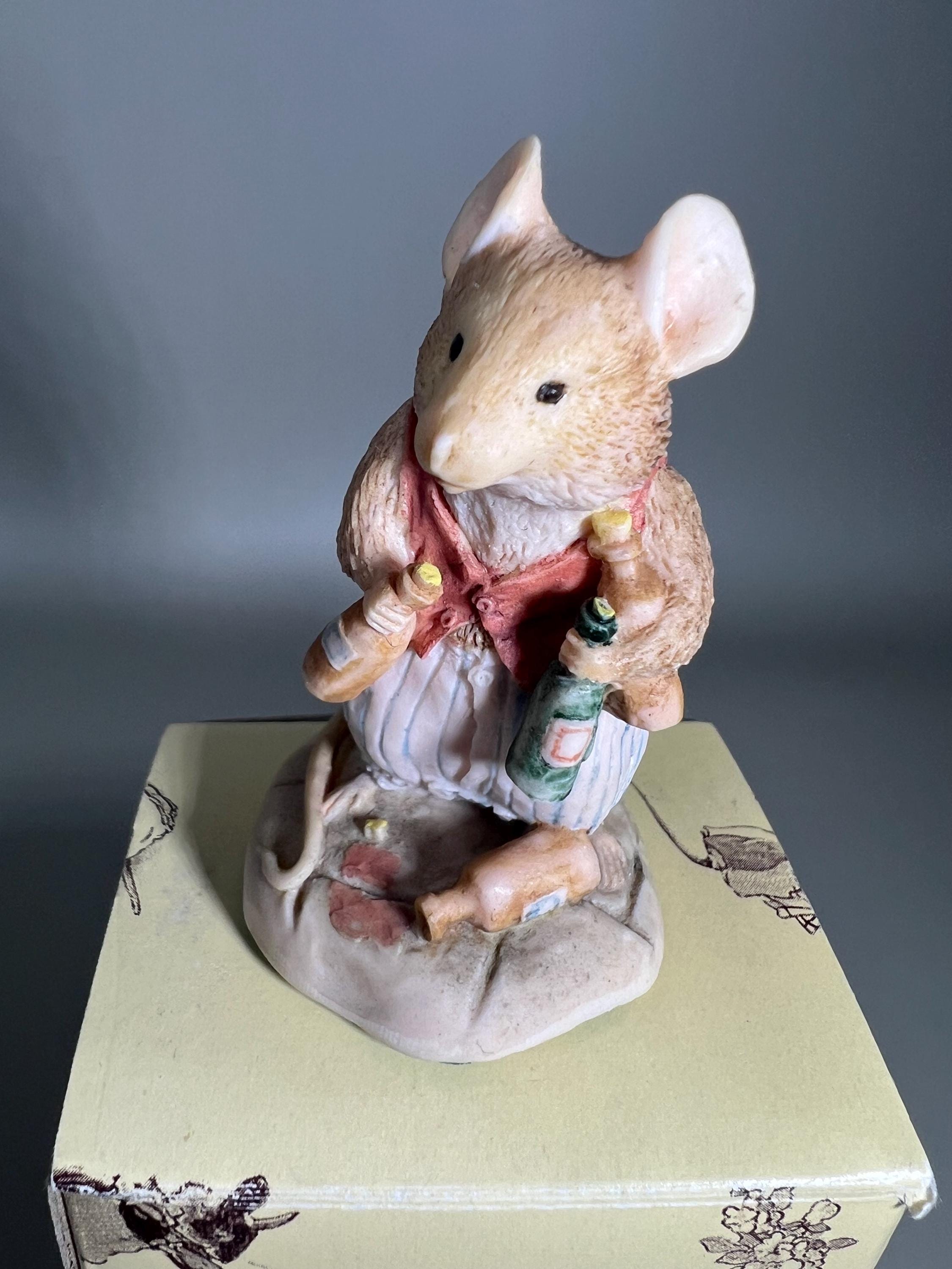ボーダー・ファイン・アーツ、ブランブリー・ヘッジ・フィギュリン