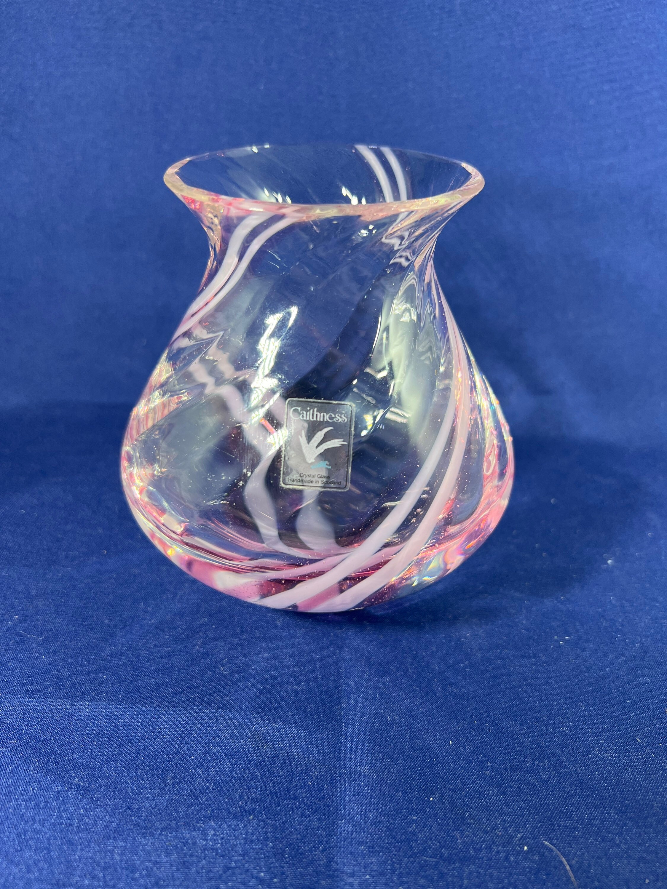 Caithness　ケイスネス　花瓶　クリスタル スコットランドのガラス工房から Caithness Glass 青色花瓶 ∇花