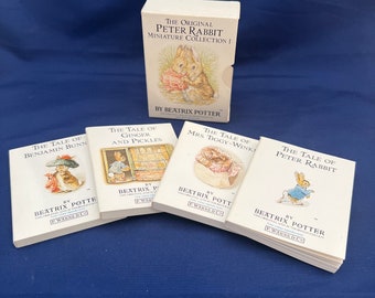 Set vintage in MINIATURA di quattro libri di Peter Rabbit di Beatrix Potter