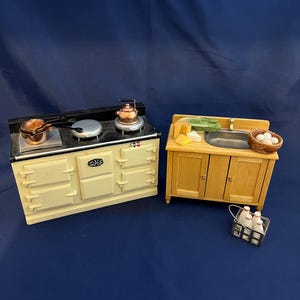 Vintage Dolls House Kitchen Set