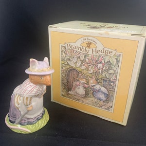 Royal Doulton, Brambly Hedge, Figurine, Old Mrs. Eyebright