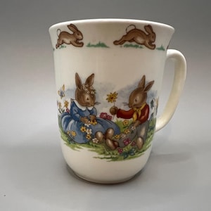 Vintage Bunnykins Royal Doulton mug