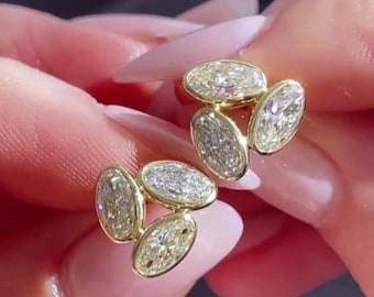 Pendientes de moissanita ovalados triples, pendientes de racimo con engaste biselado, pendientes ovalados de oro amarillo de 14k, joyería minimalista delicada, regalo único para ella.