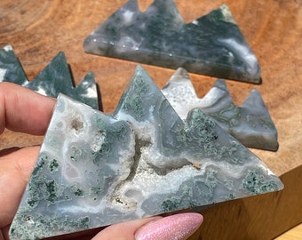 Moss Agate Mountain Carving