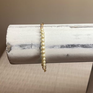 Dainty Pearl Chain Bracelet