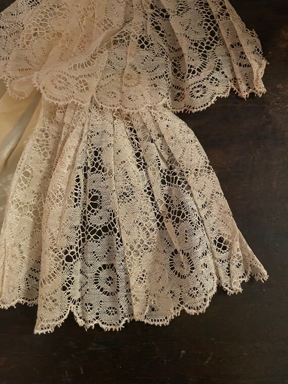 Antique Victorian Yellow and Lace Bodice Panel/Jaโฆ - image 10
