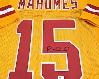 Patrick Mahomes Kansas City Chiefs Signed Autographed Jersey with COA