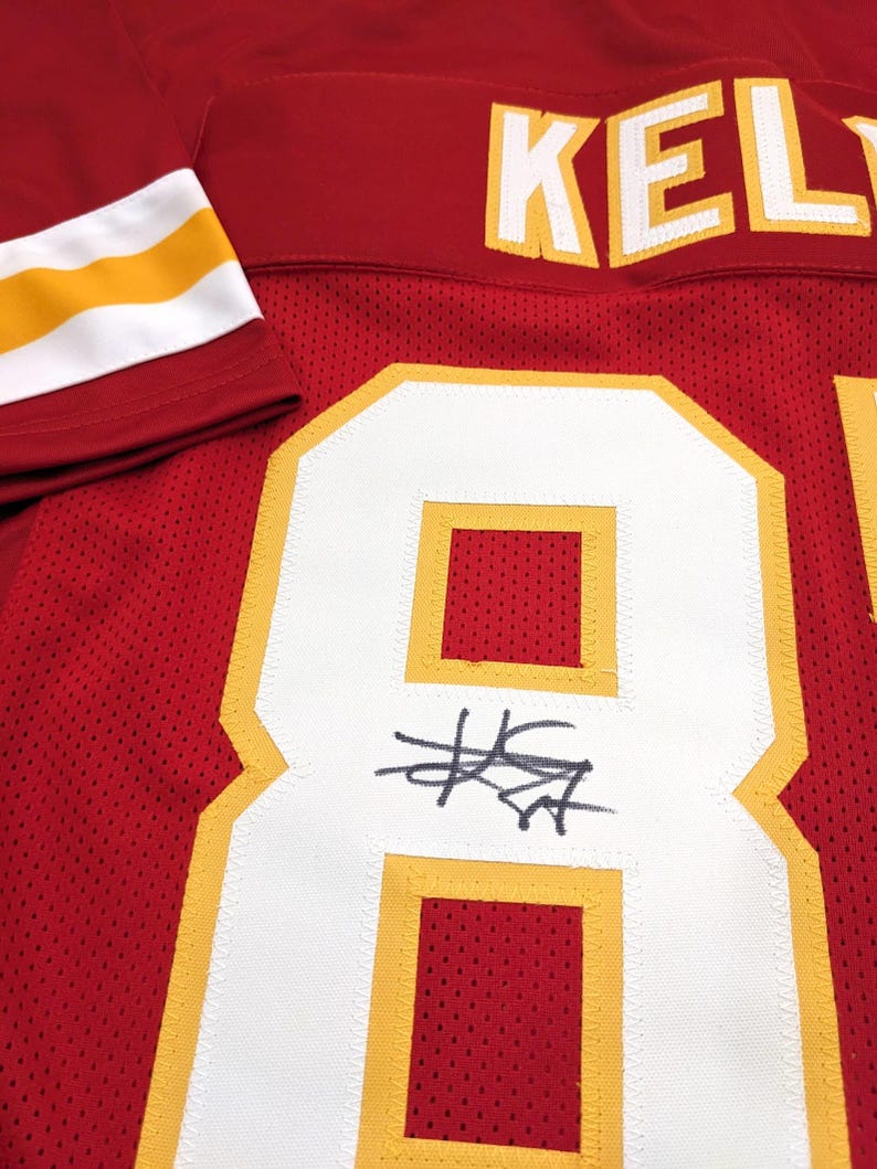 Travis Kelce Kansas City Chiefs Signed Autographed Jersey with COA image 3