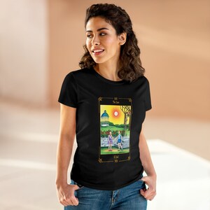 America)- Midweight Cotton Tee The Sun" card / Camiseta de algodón carta "El Sol" - Sortilegium tarot