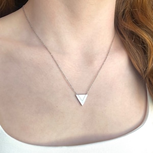 Silver Triangle Necklace, Geometric Minimalist Triangle Pendant, Dainty Silver Stainless Steel Chain, Modern Trendy Minimalist Jewelry