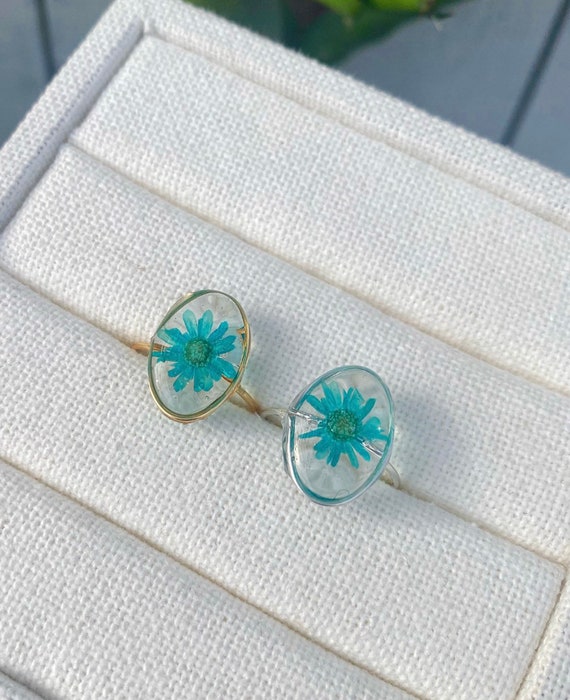 Does resin deals jewelry tarnish