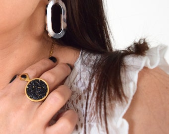Anillo GAÏA en turmalina negra y resina, anillo de piedra natural en acero inoxidable ajustable dorado o plateado - joyería delicada y minimalista