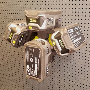 Ryobi One+ quadruple battery Mount with lock