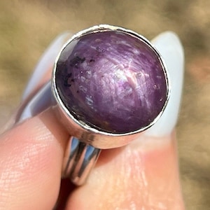 Purple Star Sapphire / Star Ruby Ring in Sterling Silver. 3/4" + 11g *Video*
